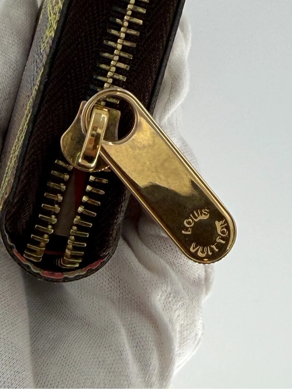 LV Limited Edition “Trunks” Zippy Wallet Excelnt Cndtn w/Box, Dust Bag, and COA! - Picture 6 of 15